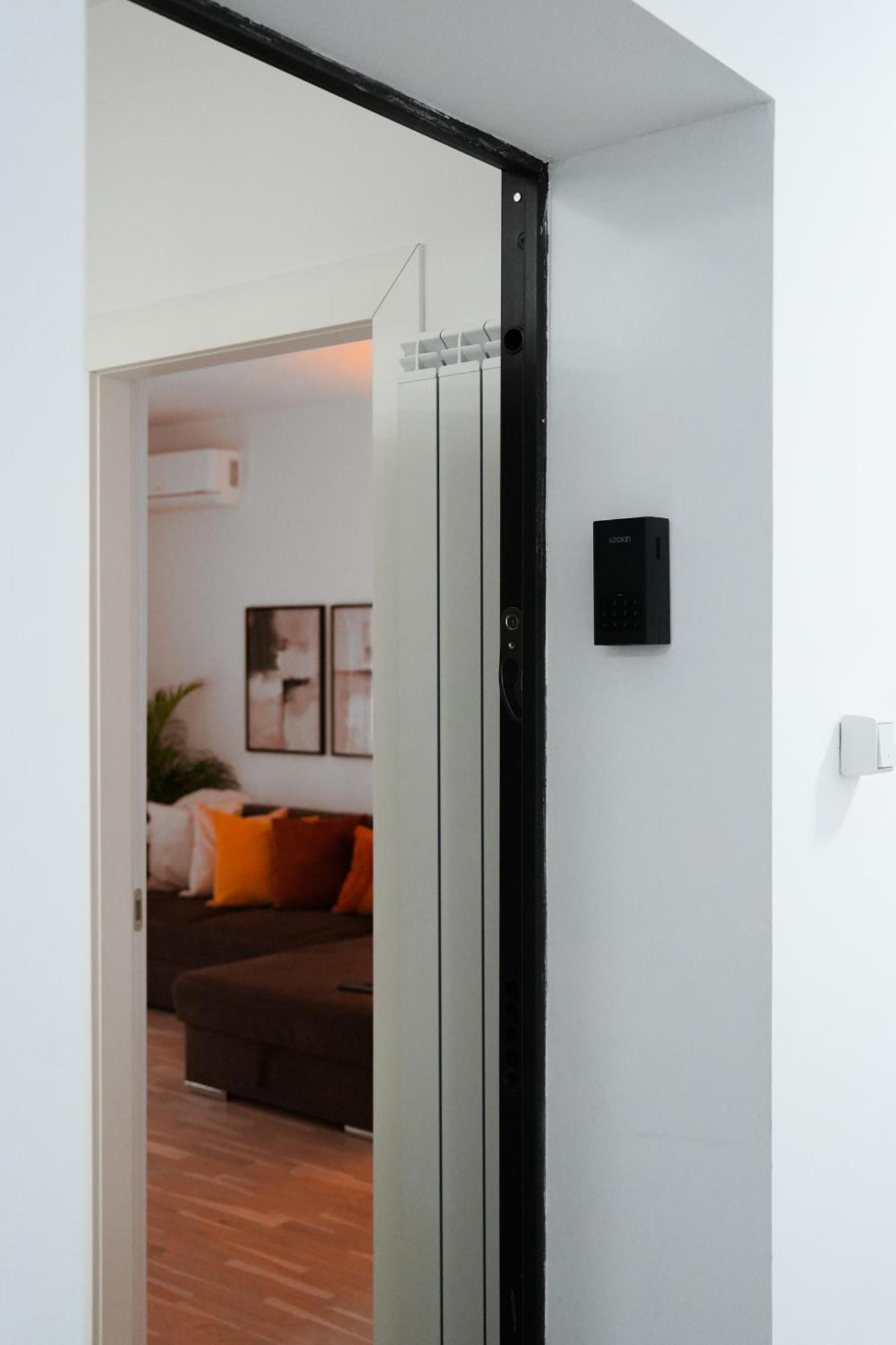 Amalia - Quiet 1Br Apartment With Parking & Wi-Fi Βουκουρέστι Εξωτερικό φωτογραφία